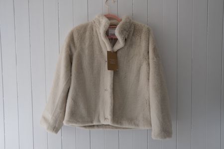 Vero Moda faux fur jacket beige size 162 new with tag