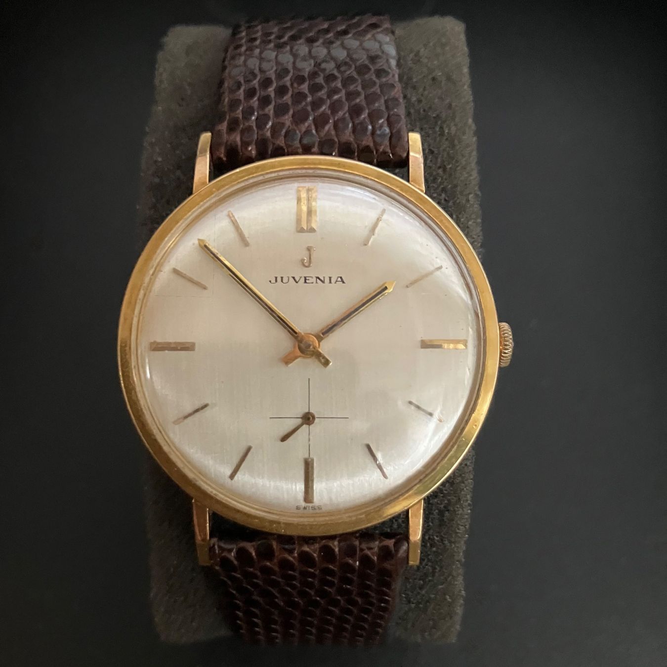 Juvenia Orologi: Juvenia Armbanduhr – Usato da Niederhasli venduto da kudulibi