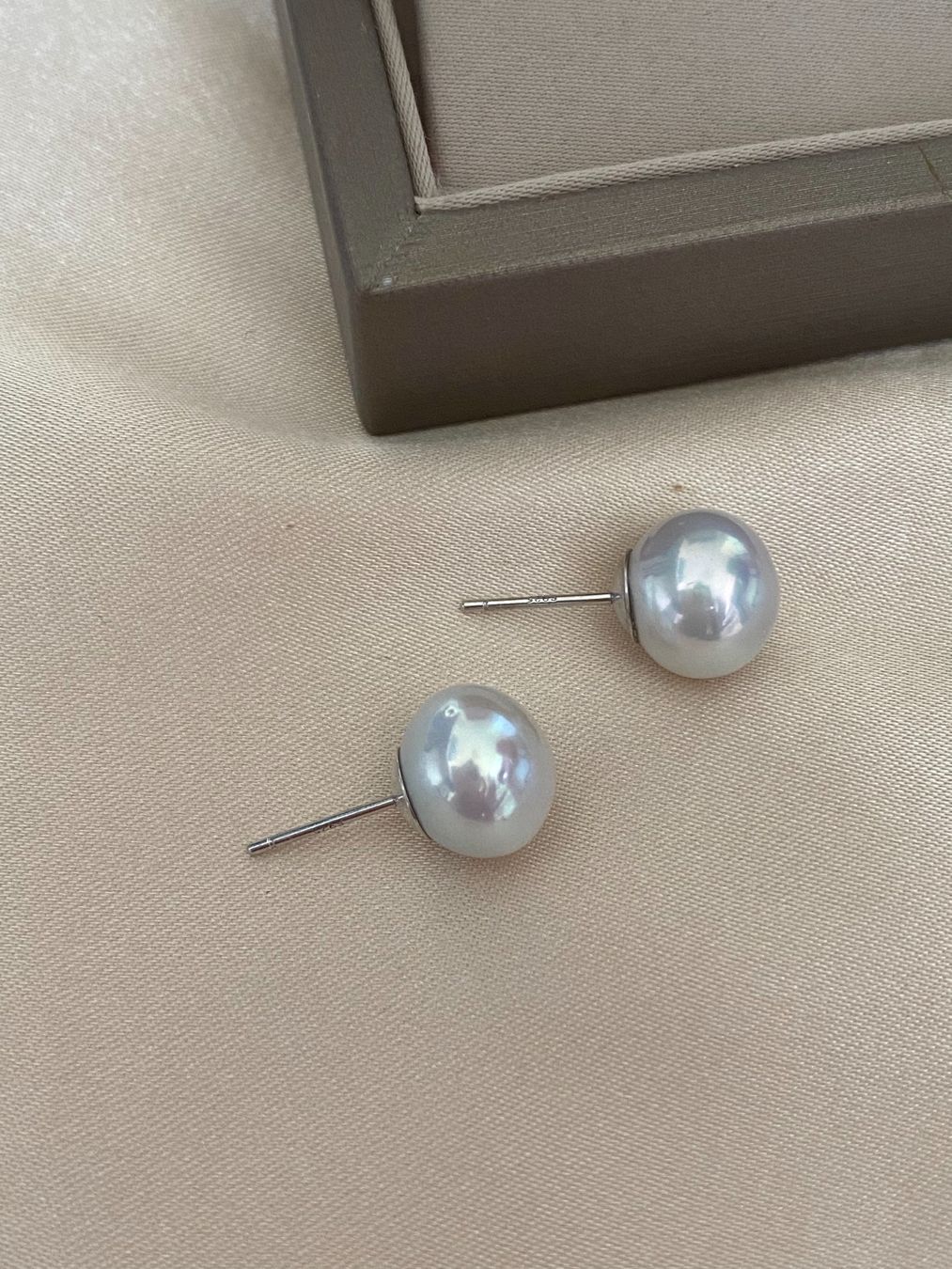 Orecchini pendenti & Orecchini a lobo: 11mm Süsswasserperlen Ohrstecker – Nuovo e nell'imballaggio originale da Sarnen venduto da Yingsperlen3 1