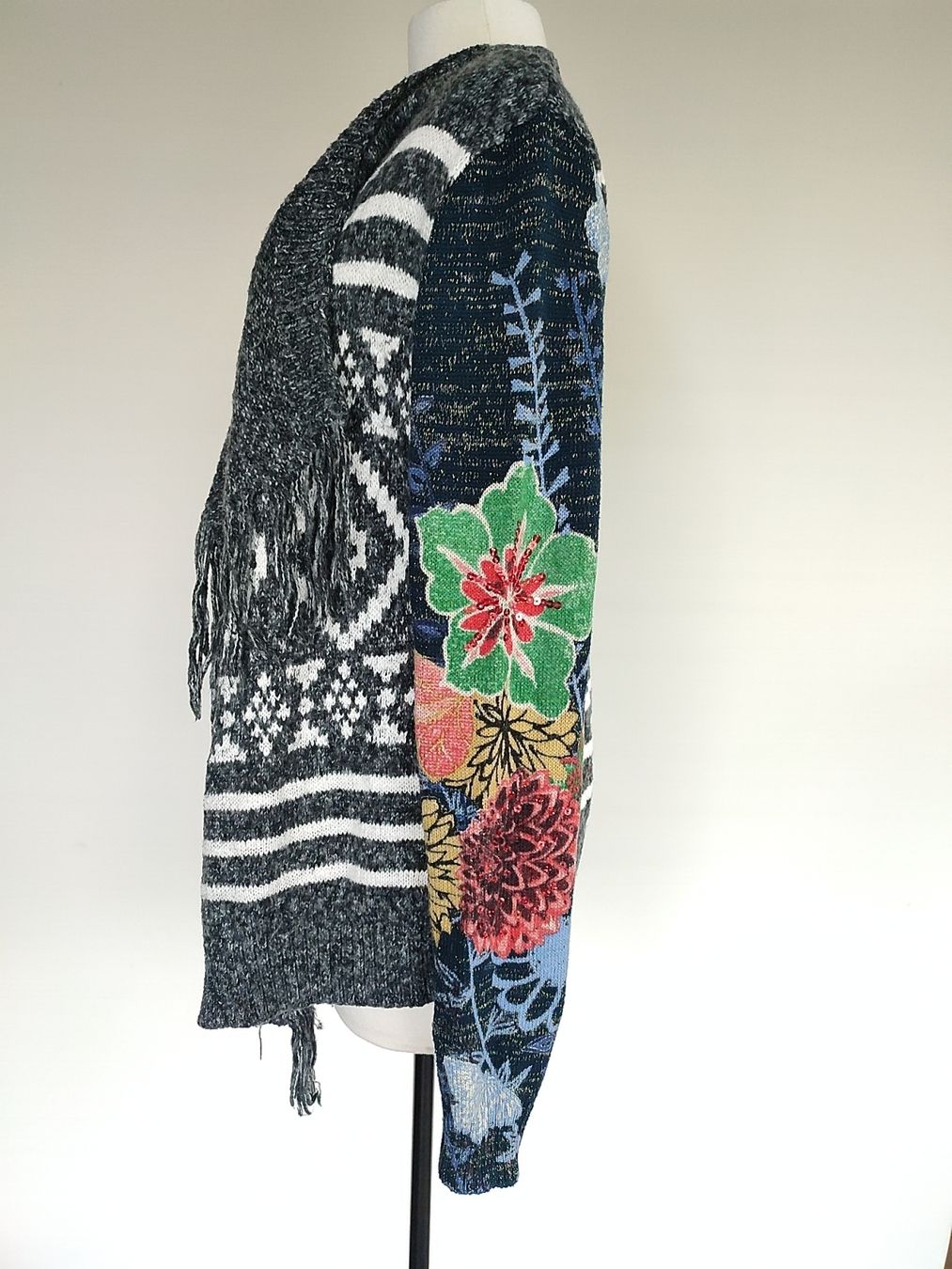 Desigual Giacche: Desigual Cardigan – Nuovo (secondo la descrizione) da Hochdorf venduto da Berry005 2