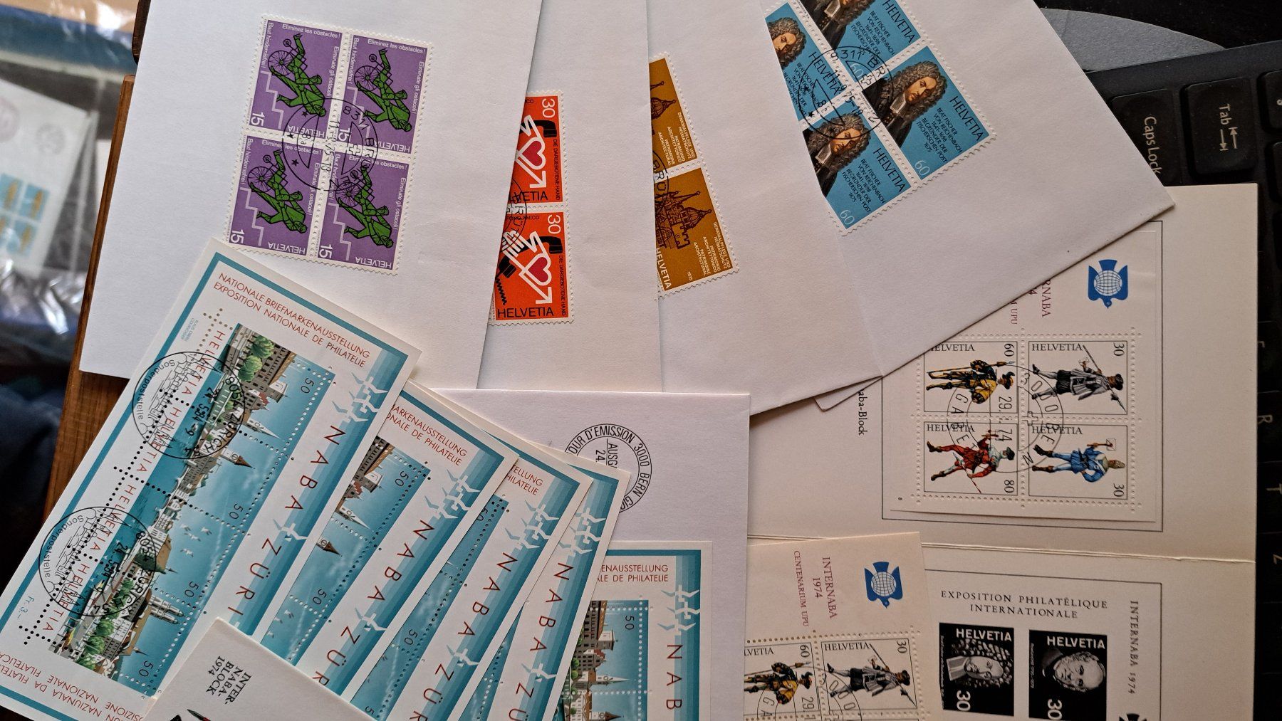 Tous les timbres: 4er Blocks – Neuf (Voir description) à Affeltrangen par Handre 1