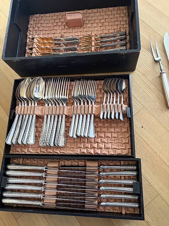 Set di posate: Servizio posate 6x argentate  – Usato da Losone venduto da gio_qy8z 1