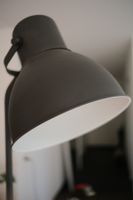 HEKTAR Stehlampe