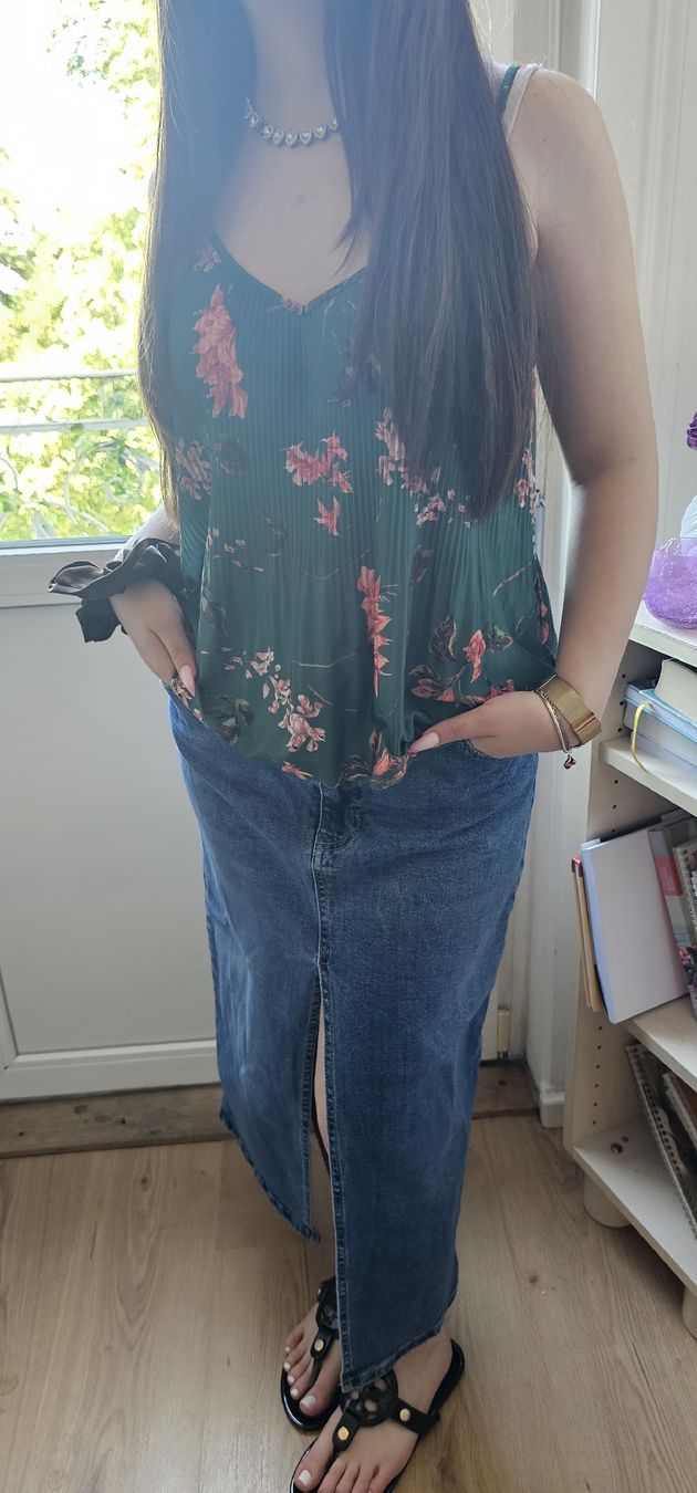 Röcke: Summer denim maxi skirt with front slit, size 42 – Gebraucht aus Rorschach von Alles_9.90 2