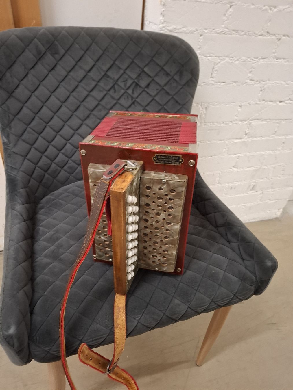 Strumenti musicali: Schwyzerorgeli klein – Usato da Villeneuve venduto da BibiVintage 7