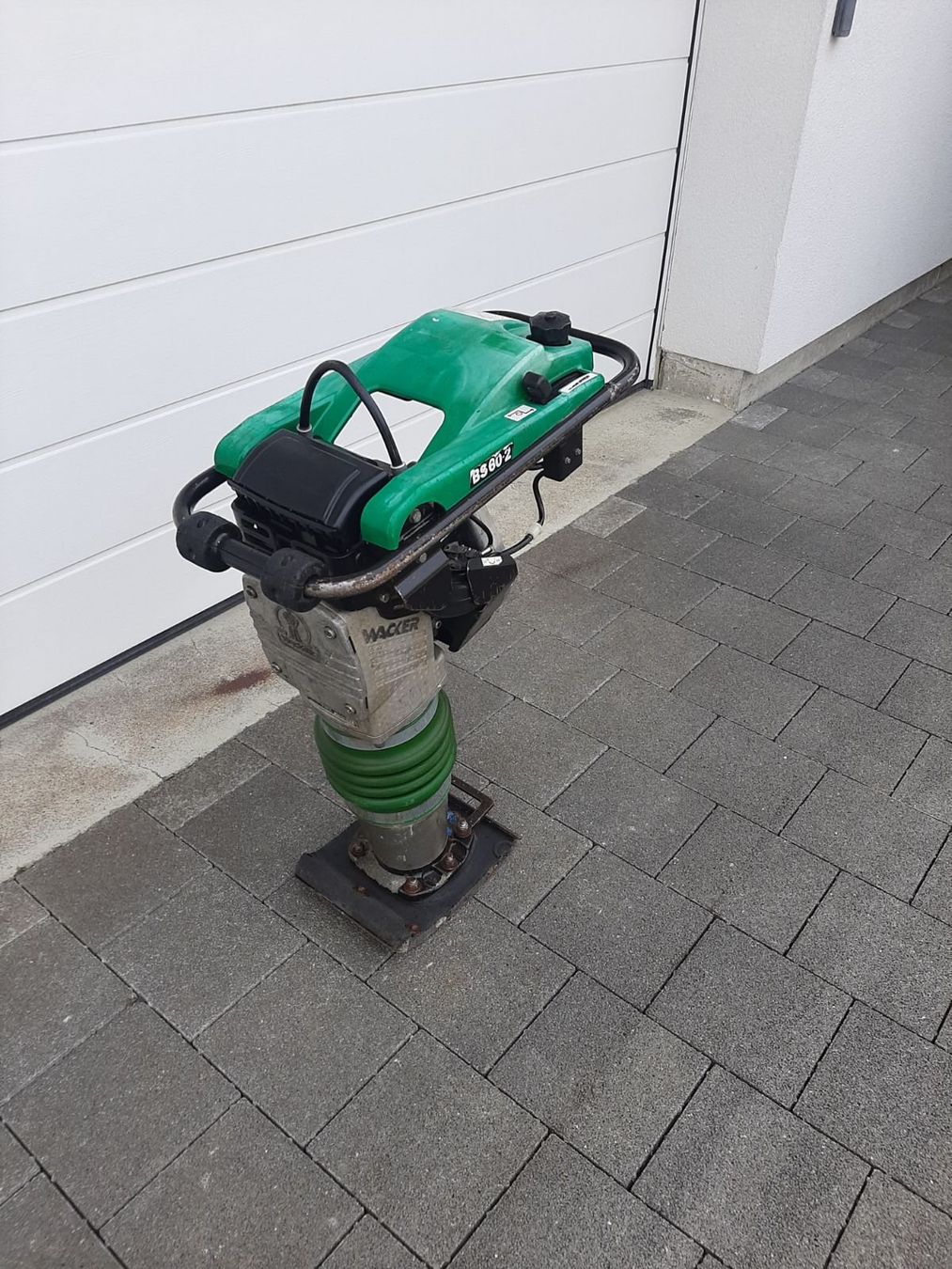 Wacker Neuson Toutes les machines: Grabenstampfer Rammer Wacker Neuson – D'occasion à Rain par Kleinmoto 3
