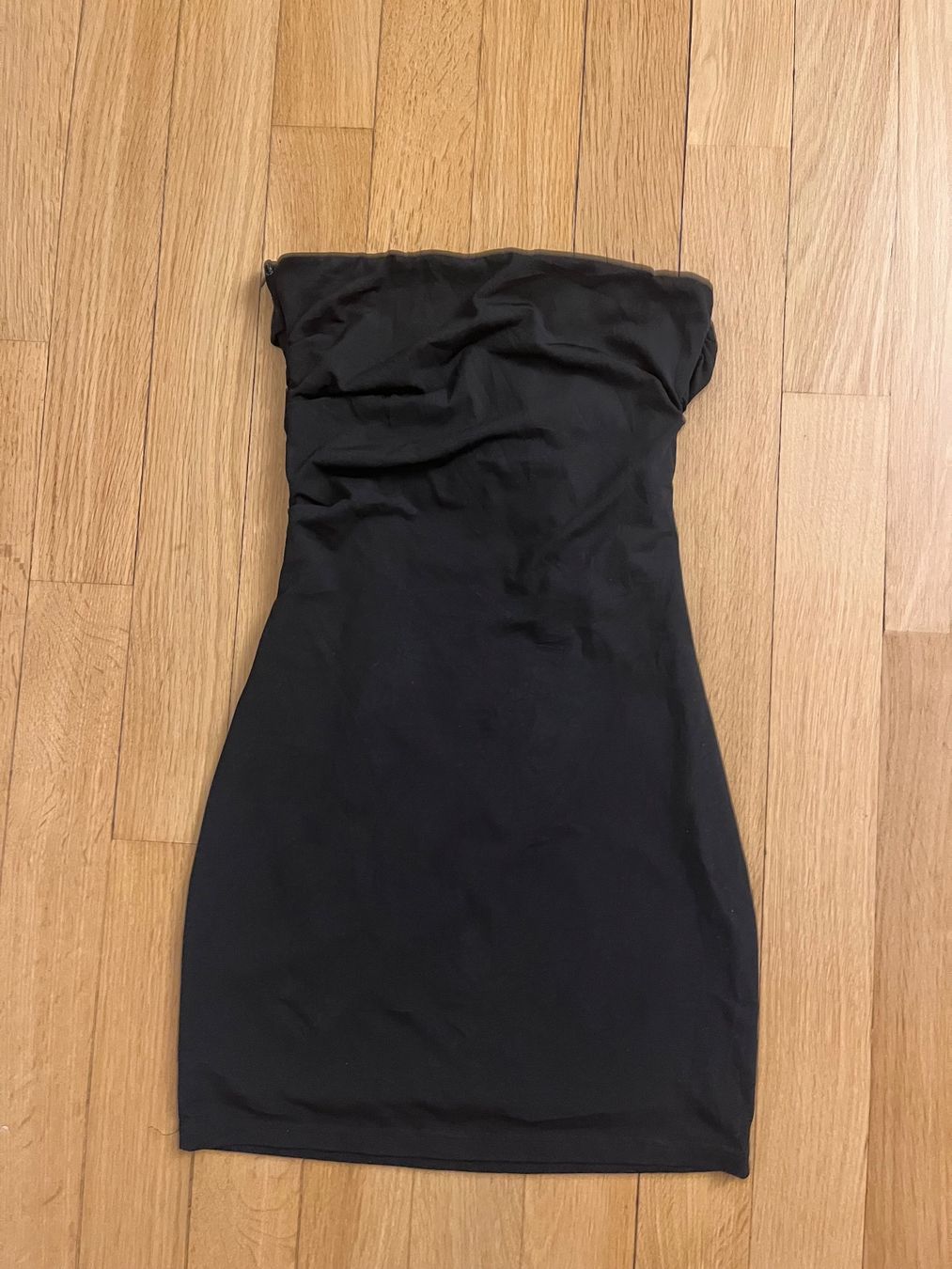 Vestiti: Kleid schwarz trägerlos – Usato da Rüti ZH venduto da sar_9gnw 1