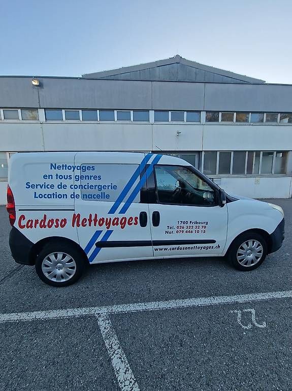Veicoli commerciali: Opel Combo 1.4 – Usato da Prez-vers-Noréaz venduto da TonyCardoso 2