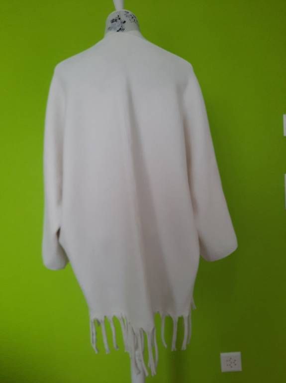 Sonstige Damenmode: Damen Poncho / Cape ungetragen – Gebraucht aus Buchs SG von miska01 1