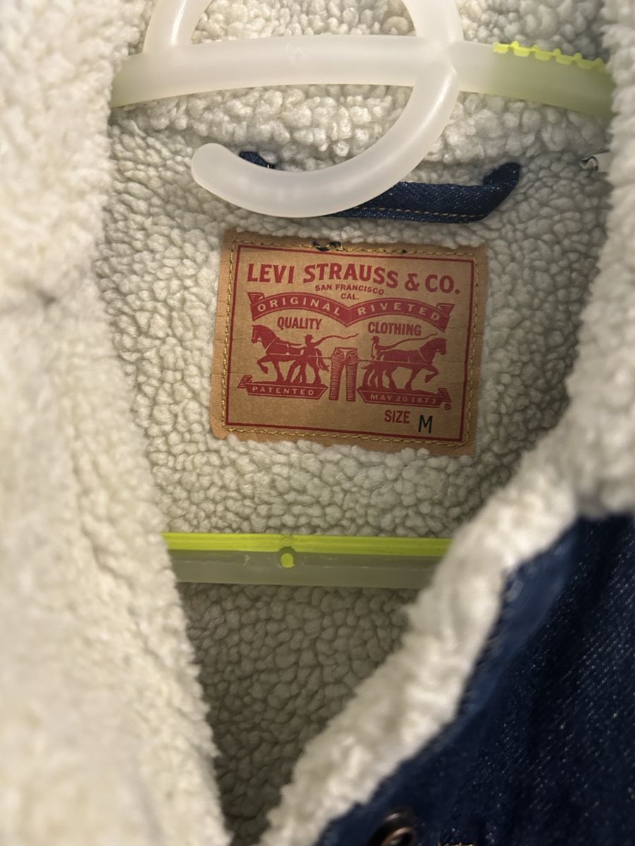 Levi's Giacche: Levi's Jeans Jacke mit Teddyfell, Gr. M – Nuovo (secondo la descrizione) da Zürich venduto da LeaMilj 3