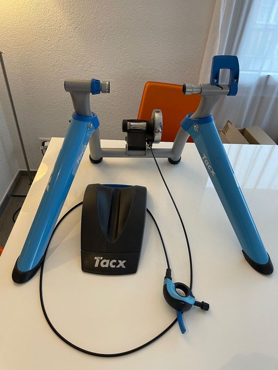 TACX BOOST INDOOR TRAINER BUNDLE Kaufen auf Ricardo