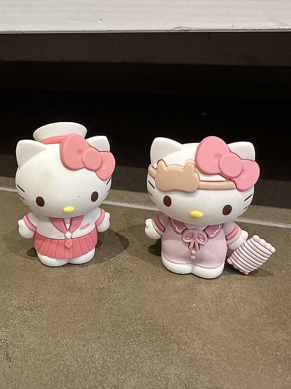 Figuren: Hello Kitty Figuren – Gebraucht aus Emmenbrücke von tut_bfx2