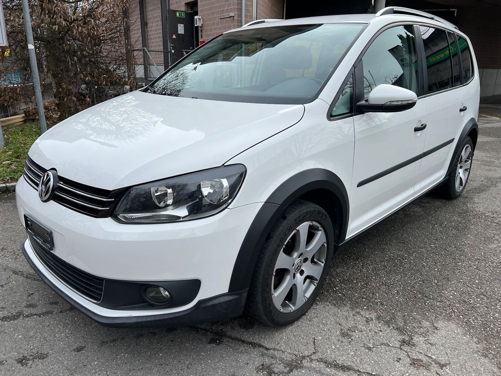 VW Touran Cross 1.4TSI 140PS 6Gang