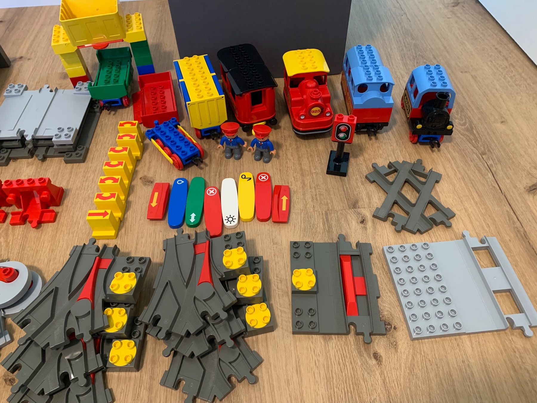 Lego Giocattoli: Duplo elektrische Eisenbahn – Usato da Reinach AG venduto da Renaultpower 2