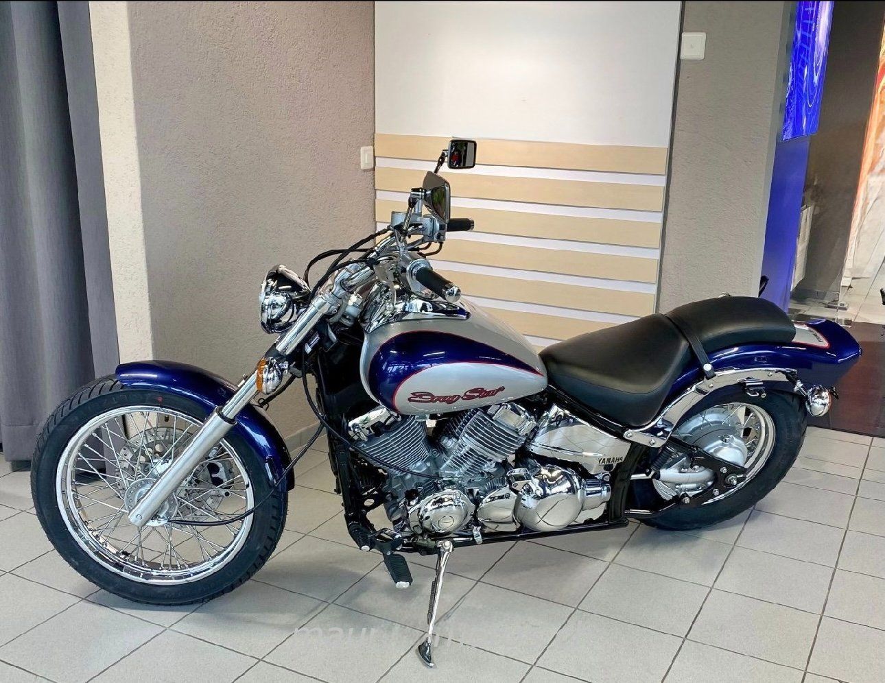 Stilvolle Yamaha Xvs 650 Drag Star Bildernull
