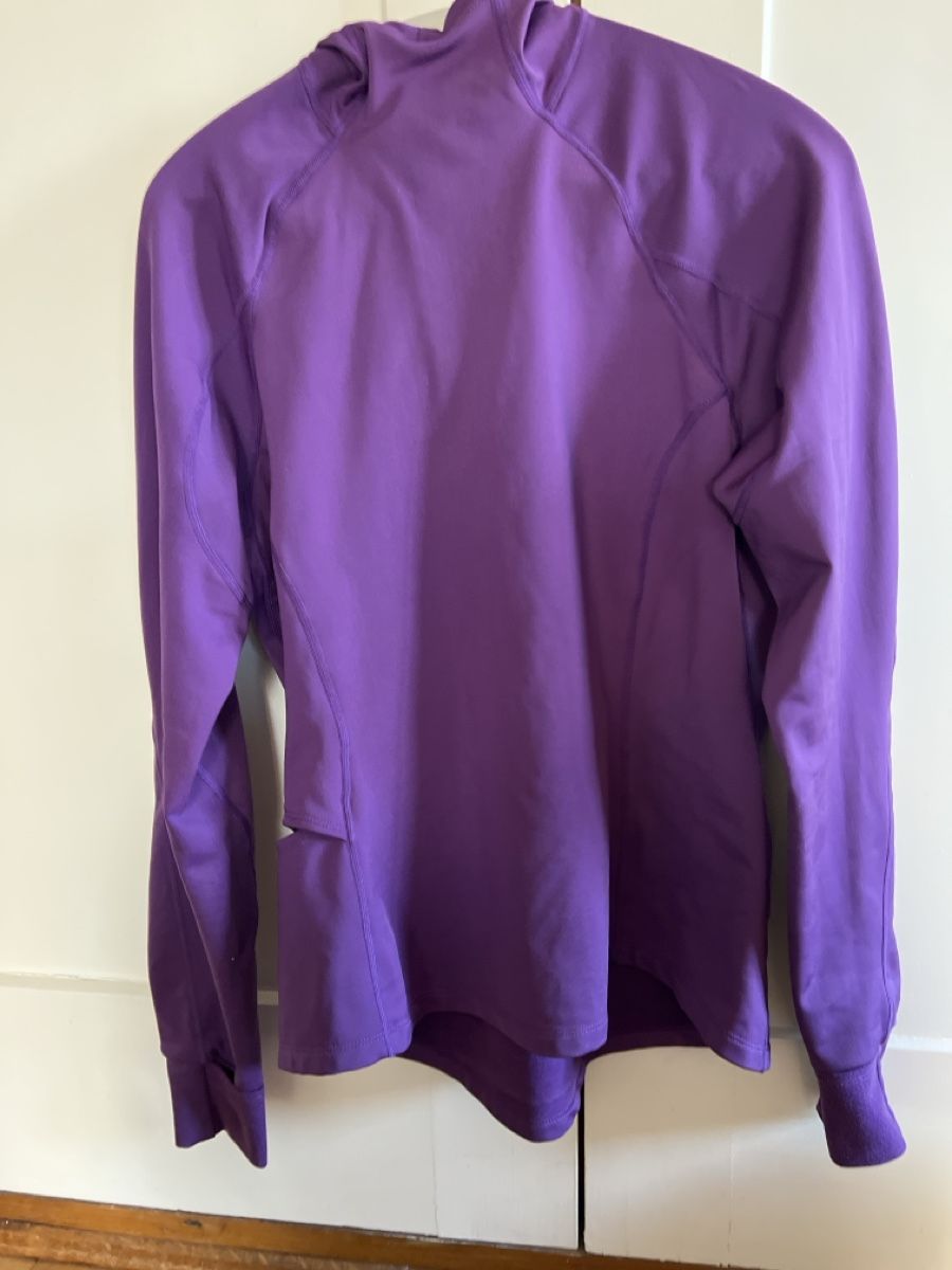 Pullover & Sweatshirts: Kapuzenpulli SUGOi violett – Gebraucht aus Wettingen von Tiffany29 1