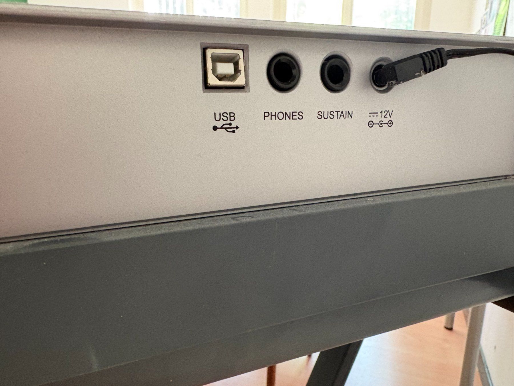 C.Giant Strumenti musicali: C.Giant m10 Keyboard guter Zustand – Usato da Luzern venduto da Juri-Luzern 2