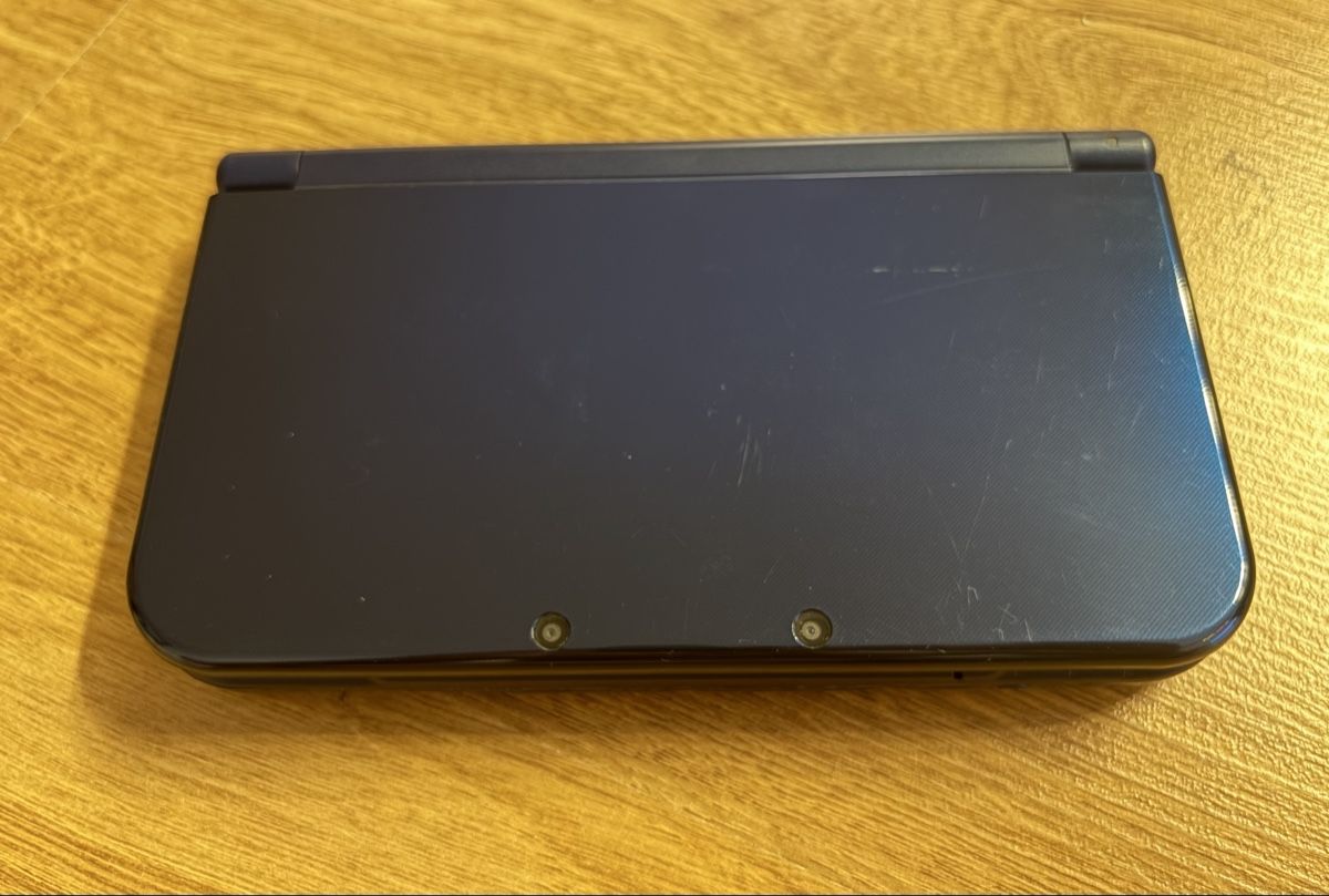 Nintendo Console: New 3DS XL mit Originalverpackung – Usato da Glattpark(Opfikon) venduto da Beubeu44 3