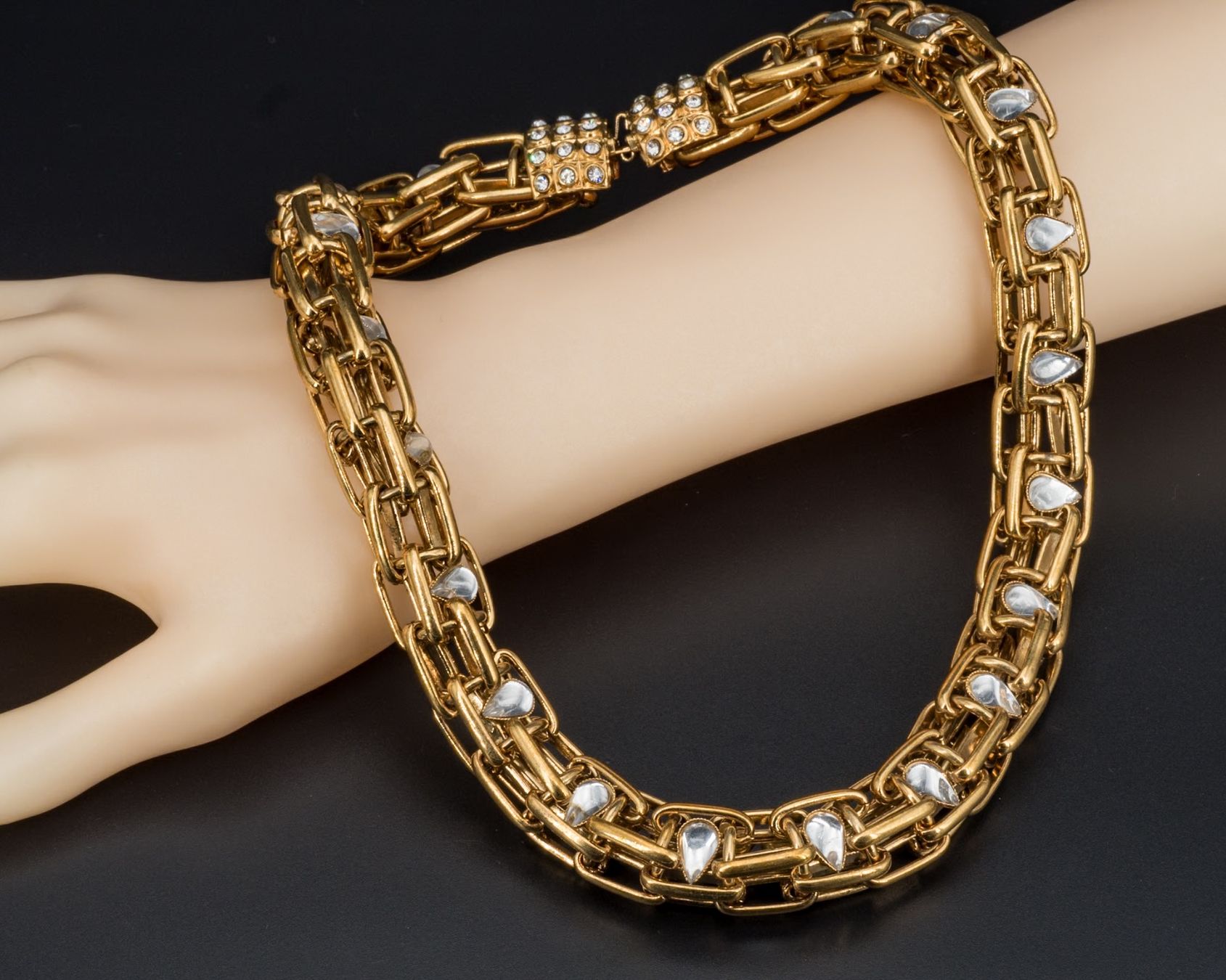 Catenine: Vintage Rossi Bijoux Statement Collier; Goldfarben – Usato da Zürich venduto da nostalgic_treasures 2