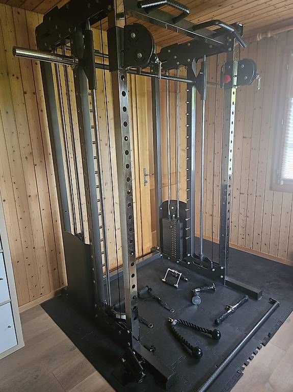 Hometrainer: Prof. Krafstation Kabelzugstation Dual Pulley Smith Machine  – Usato da Ennetbürgen venduto da Lindo_1406 4
