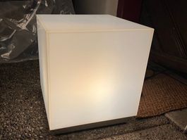 Light Cube LED von Viteo, Outdoorlampe, als Tisch einsetzbar