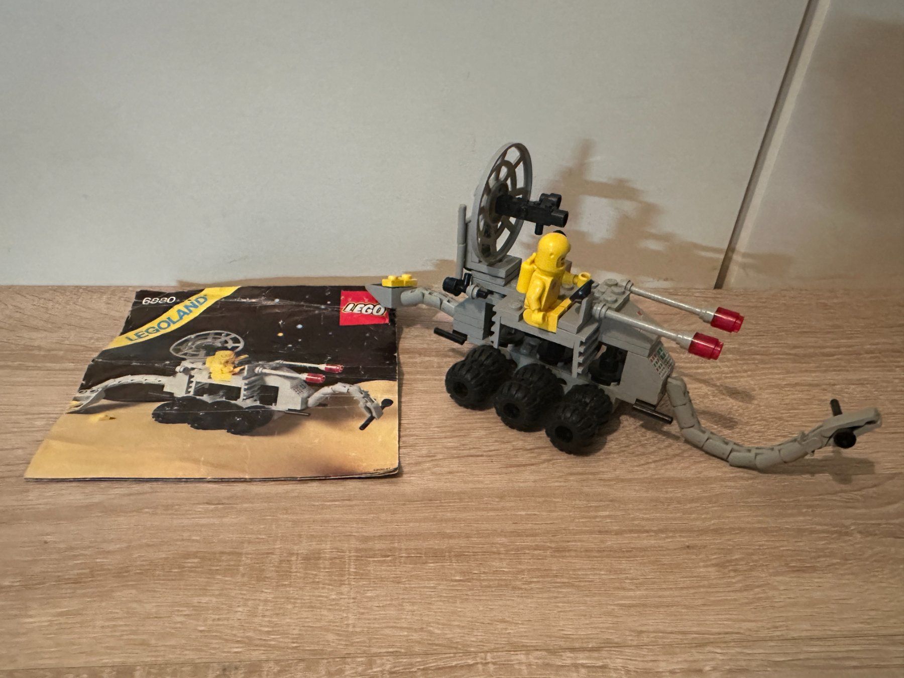 Legoland Kit di costruzioni: LEGO 6880 Surface Explorer – Usato da Basel venduto da Don-Angel 3