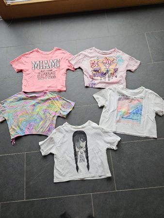 5 T-Shirts Mädchen Crop Tops verschiedene Motive gebraucht