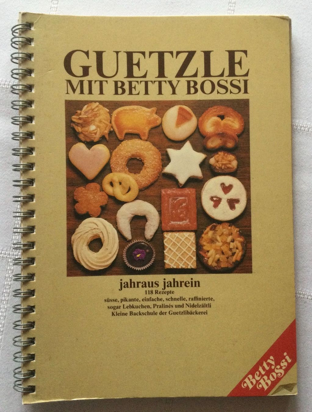 Libri: Guetzle mit Betty Bossi – Usato da Ulisbach venduto da sasha6