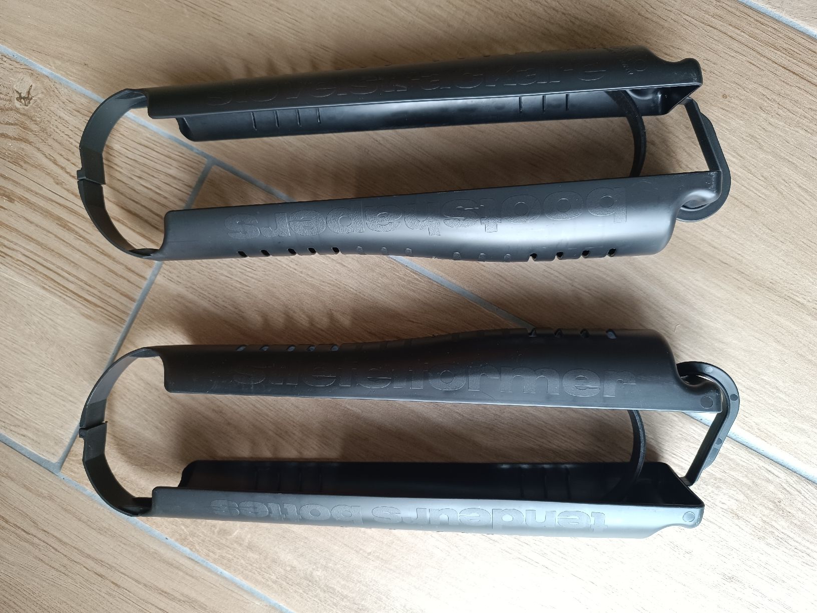 Autres vêtements & accessoires: Stiefelformer – D'occasion à Wolfwil par SecondOwner 3