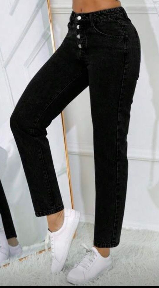 Jeans: Jeans schwarz L Hose Jeanshose – Nuovo e nell'imballaggio originale da Lengnau BE venduto da U_g_o