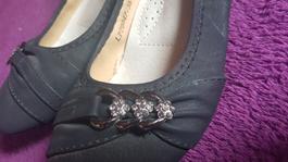 Chaussures noires grandeur 36 cuir marque Libra Pop