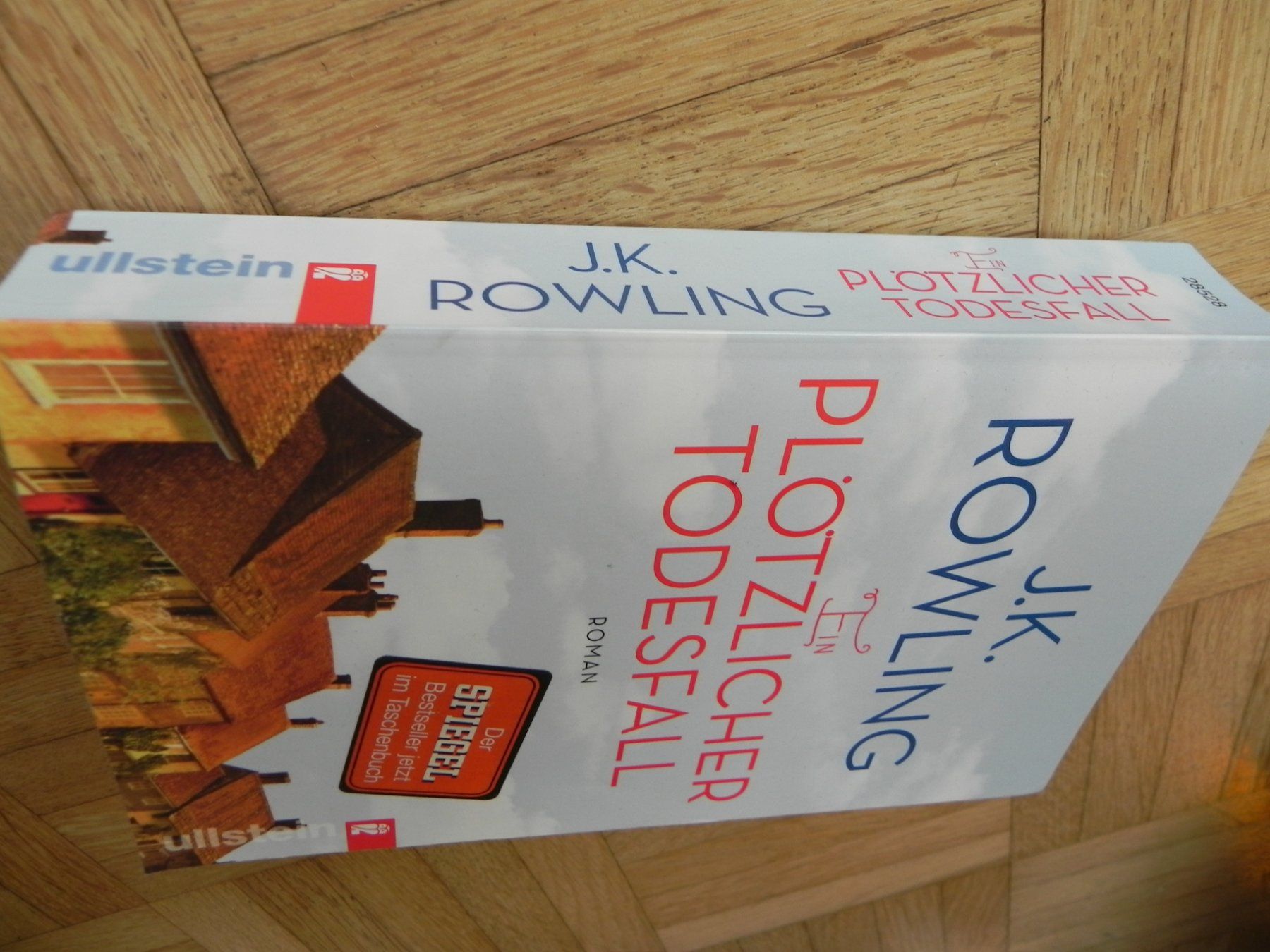 Libri: J.K. Rowling Roman Ein plötzlicher Todesfall – Usato da Stallikon venduto da pcerny16 2