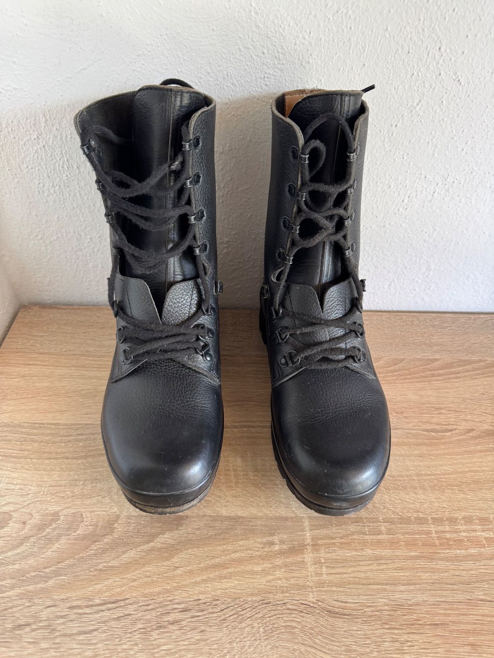 Minerva Scarpe da uomo: Schweizer Militär Stiefel Gr 42 – Nuovo (secondo la descrizione) da Frauenfeld venduto da max11116 1