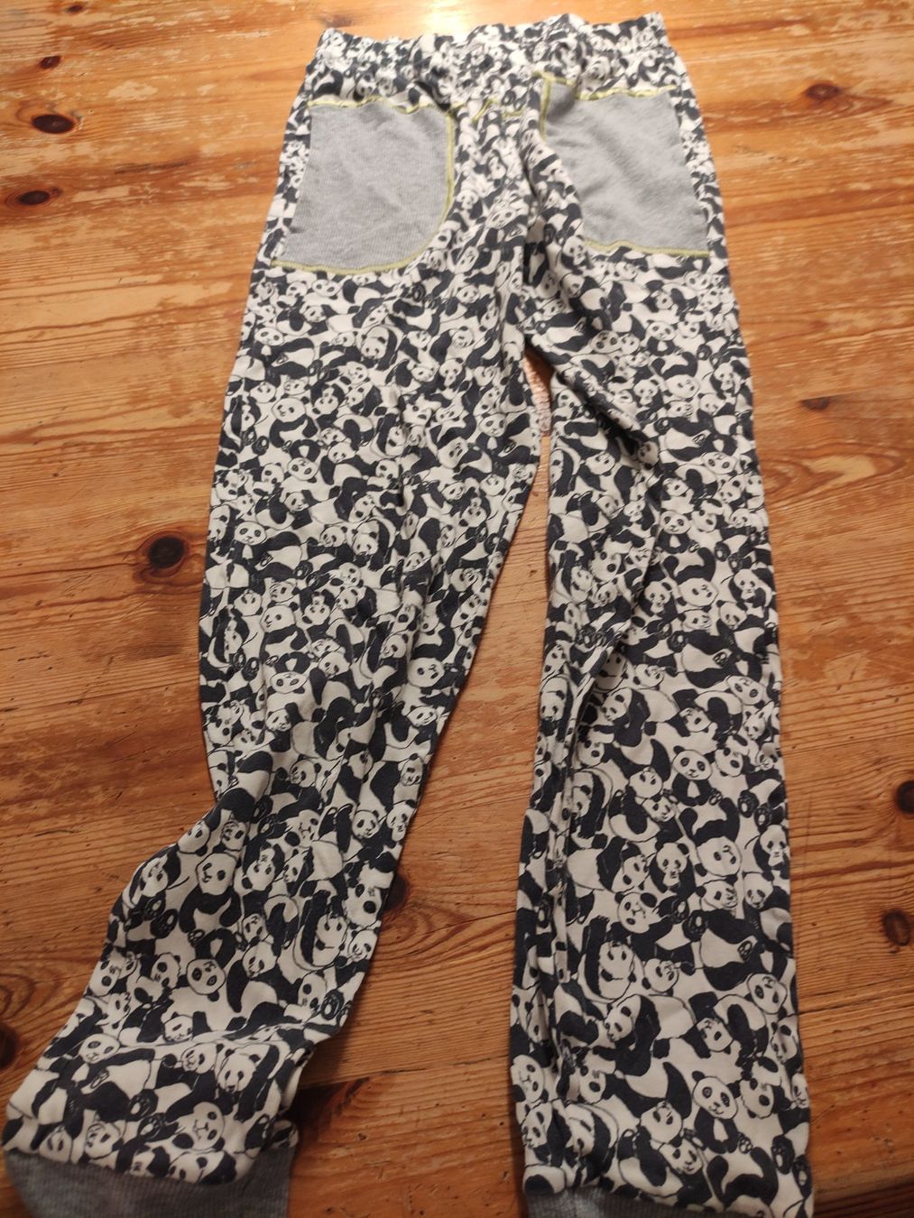 Calida Pigiama & Simili: Schönes Pyjama – Usato da Mümliswil venduto da Andreablaukatze 1