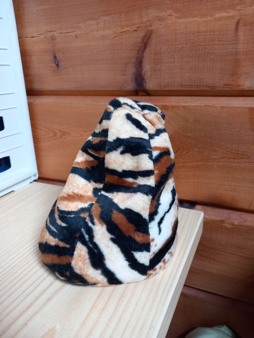 Altro in Decorazioni & Accessori: Handyständer Sitzsack im Tiger-Look – Usato da Einsiedeln venduto da David.11 1