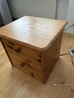 Nachtisch aus Holz