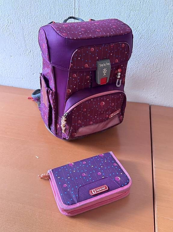 Borse & Zaini: Schulrucksack Step by Step Cloud violett mit Planetenmuster – Usato da Uesslingen venduto da sab_lj2l