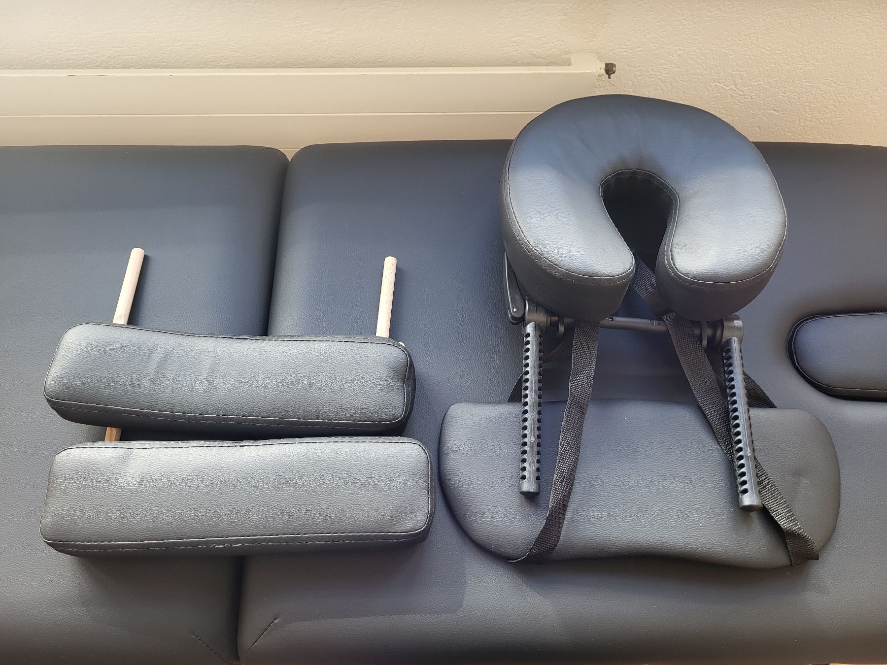 Lettini & sedie per cosmetici: Table de massage pliable 2 zones noire – Usato da Genève venduto da beh_d27l 2