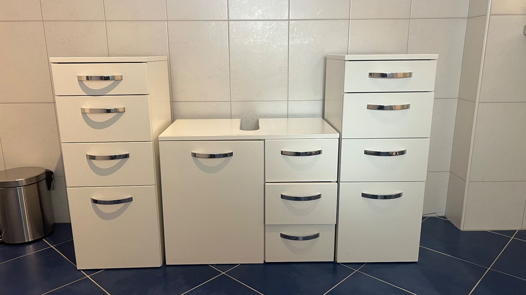 Badezimmermöbel: Waschbeckenunterbau – Gebraucht aus Weiningen TG von del_t2s7