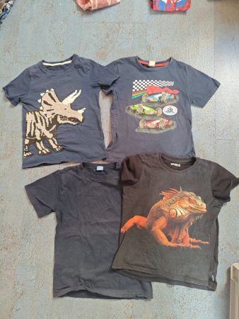 Kleiderpaket Sommer Gr. 128