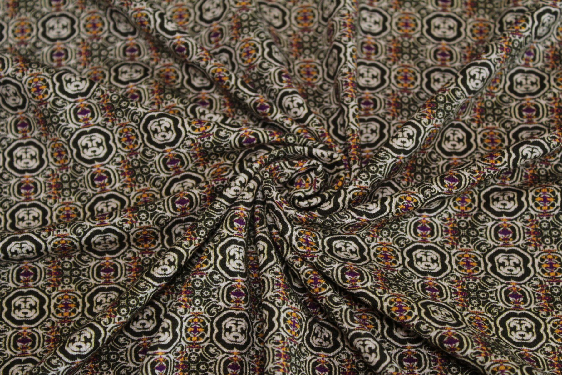 Tissus: ***AUSVERKAUF*** Stoff Viscosejersey – Neuf (Voir description) à Obfelden par solomon111 1