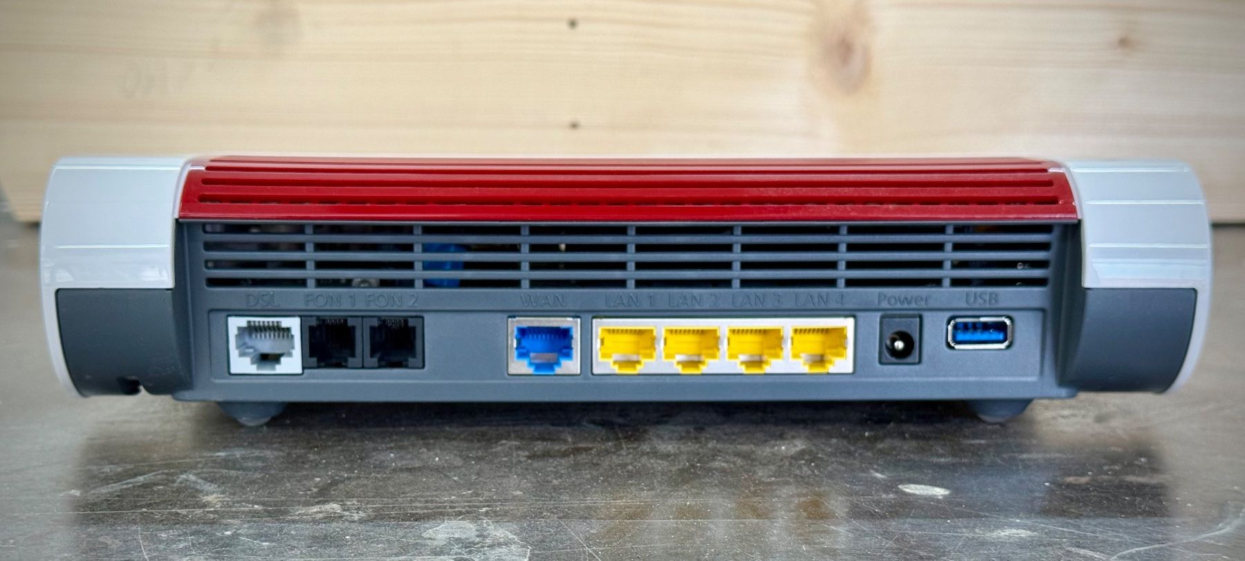 Fritz Modems & Router: Fritz!Box 7590 AX – Gebraucht aus Rolle von Rocket33 3