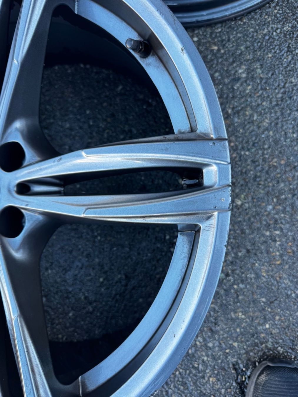 BMW Felgen: 4 x Alufelgen 20 Zoll – Gebraucht aus Rothrist von MarktJR 4