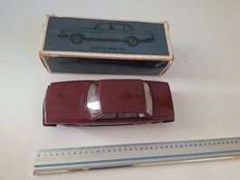 Volvo 240 GL Modellauto