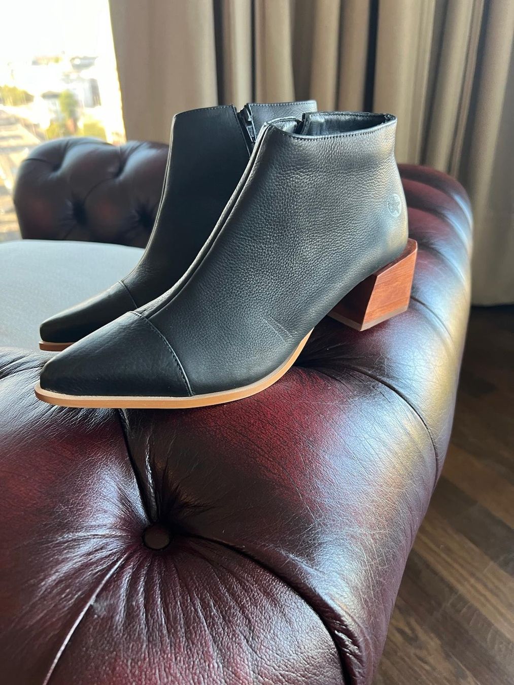 Damenschuhe: kurzer Lederstiefel – Neu (gemäss Beschreibung) aus Basel von zur_5hcj