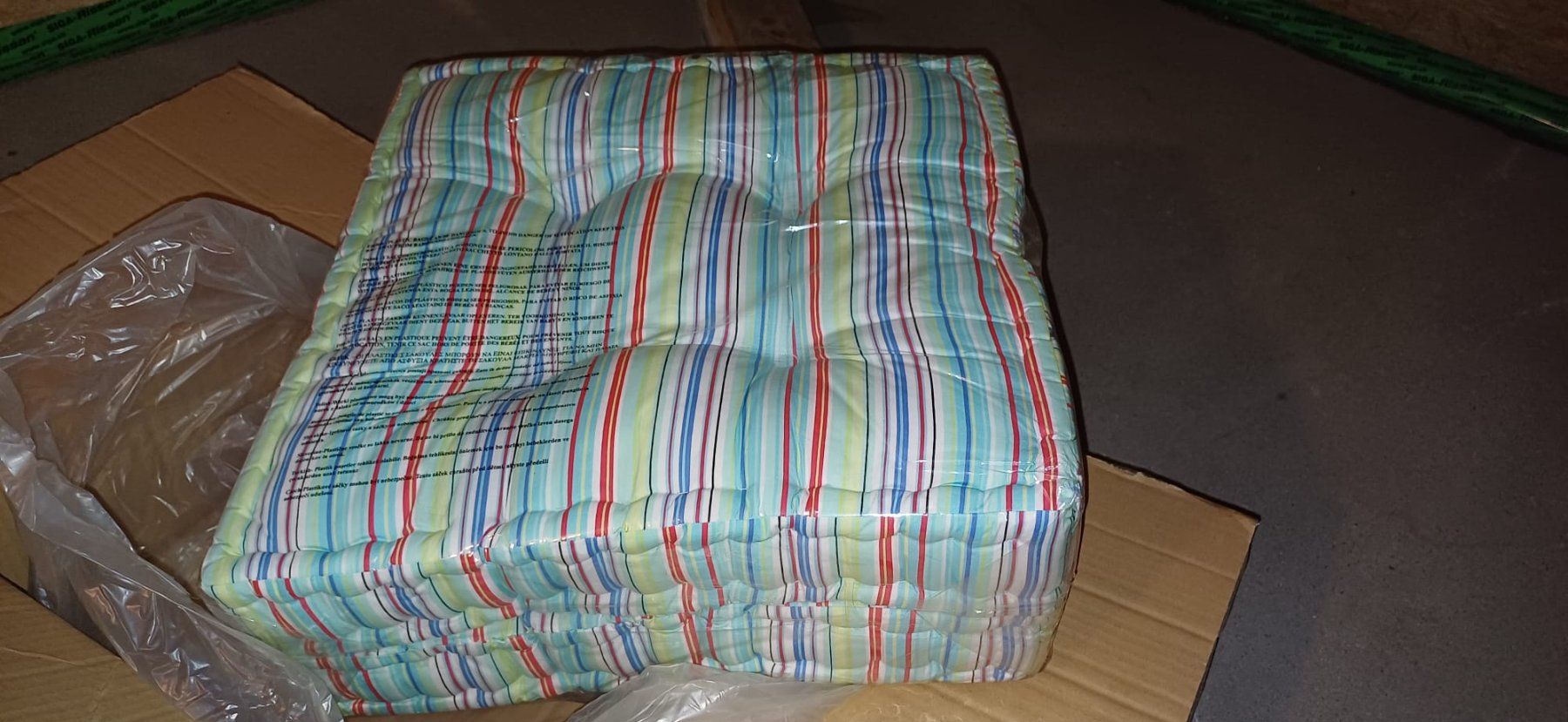 Cuscini: Coussin Longe palettes/set à 2 Pce.oder Perfekt zum Sitzen! – Nuovo e nell'imballaggio originale da Payerne venduto da jea_m6nb 8