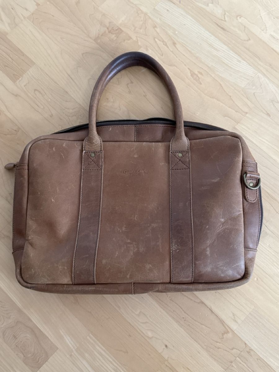 Taschen: Gustileder Laptoptasche – Gebraucht aus Fislisbach von Ro_d