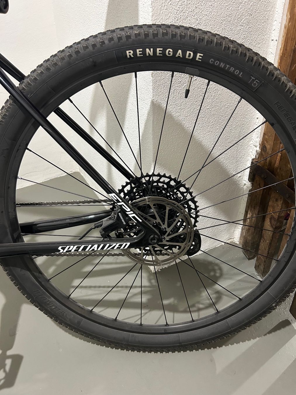 Specialized Biciclette: MTB Specialized Epic Hardtail Carbon – Usato da Zürich venduto da fpirovan 2