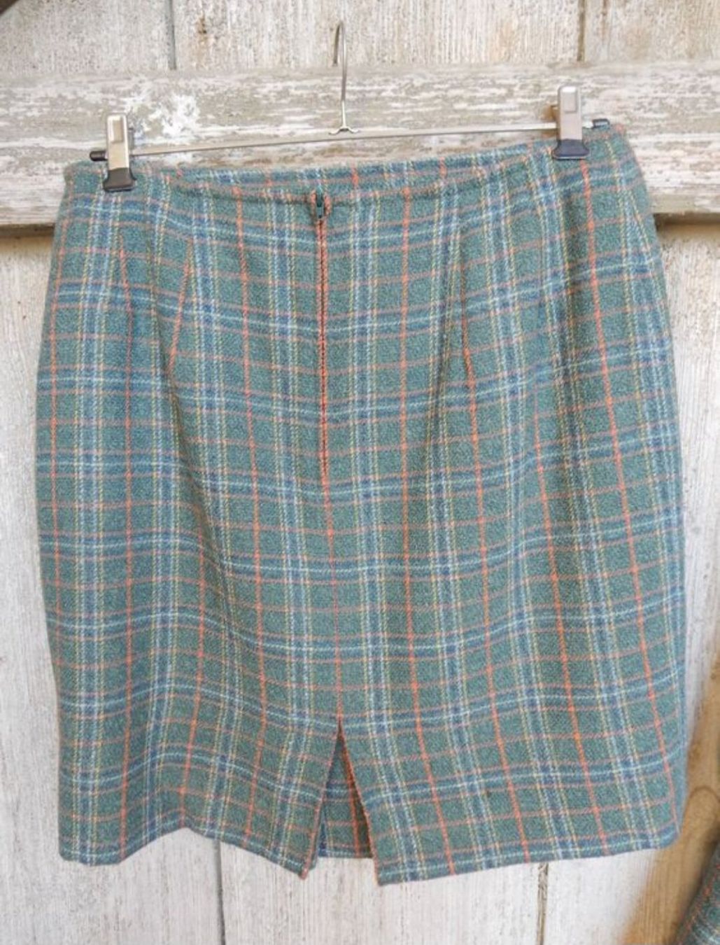 Completi & Tailleur: Ensemble 2 pièces    70 % Wolle – Usato da Crissier venduto da han_qn9v 2