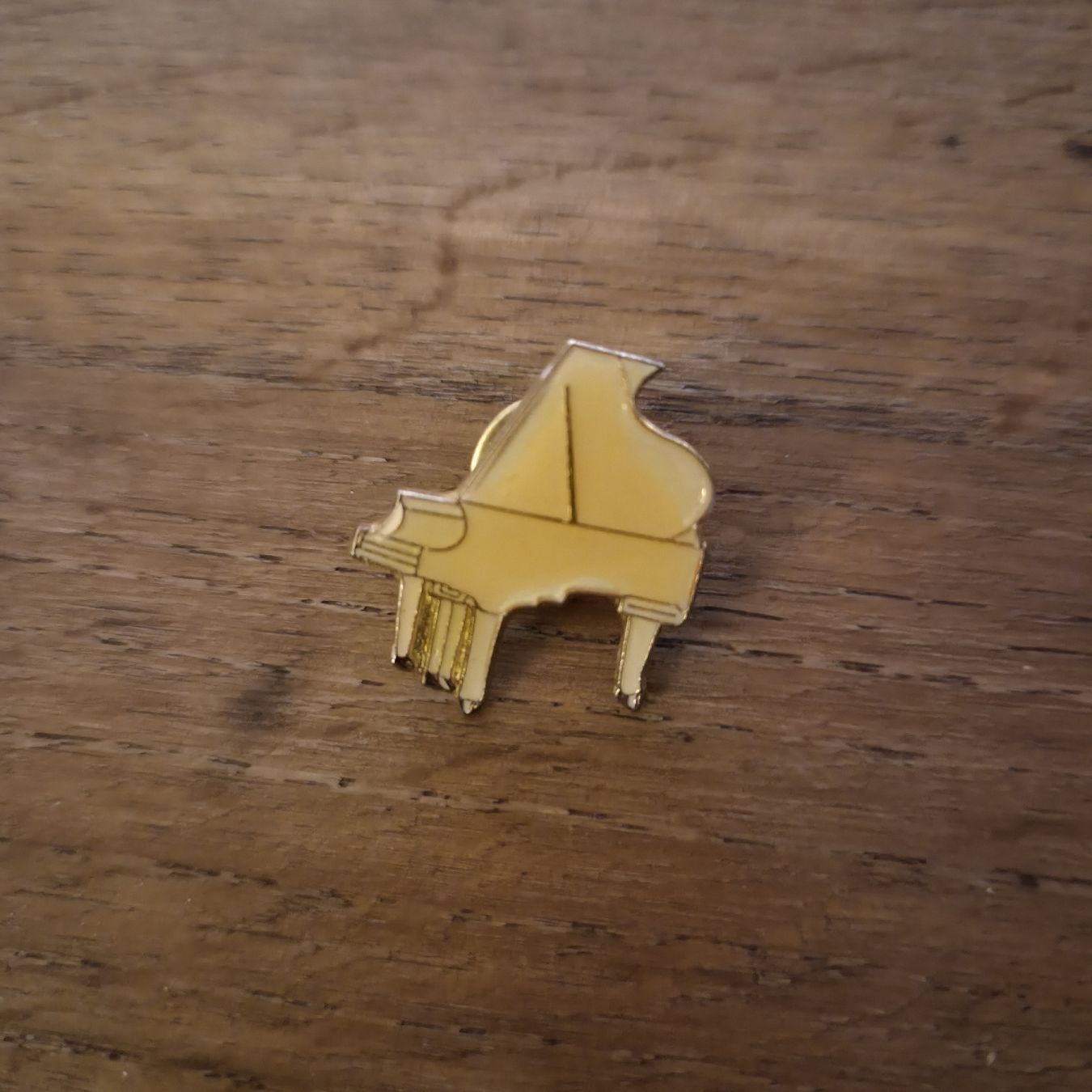 Placchette & Badge: Pin émaillé vintage Piano à queue   – Usato da Renens VD venduto da merlin8882